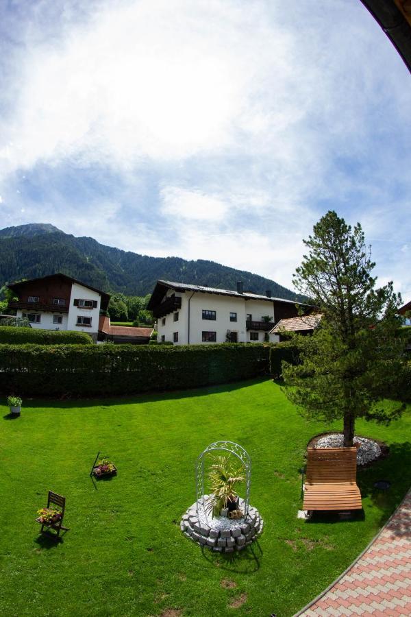 Apart Schoene Aussicht Sautens Bagian luar foto