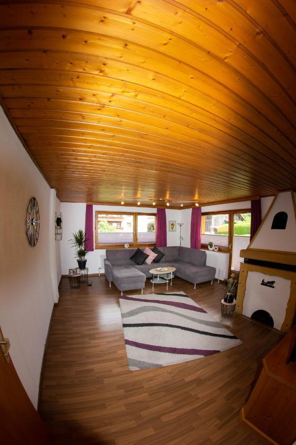 Apart Schoene Aussicht Sautens Bagian luar foto
